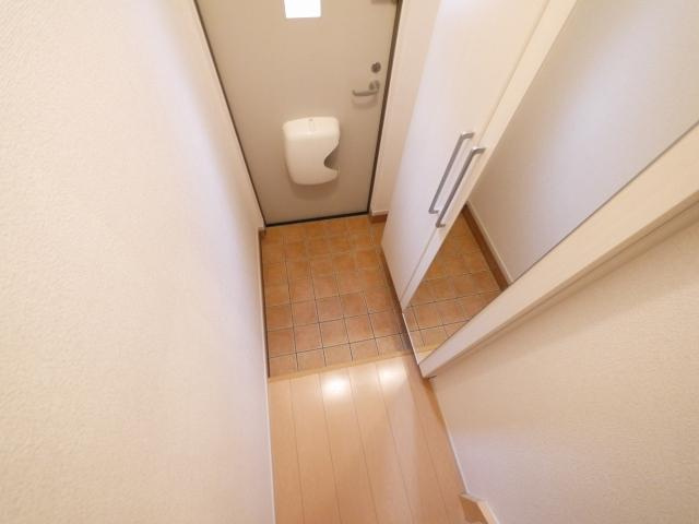 ジェルメ中山Ｂの玄関|シンプルで使いやすい玄関です