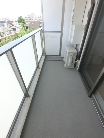 リーフシティ市川　ザ・レジデンスのバルコニー