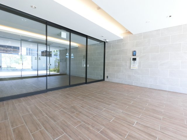 リーフシティ市川　ザ・レジデンスのエントランス