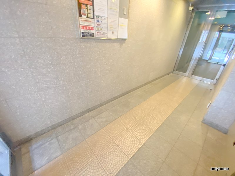 コンフォルトK　仲介手数料無料のロビー