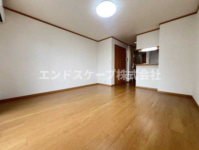 ミニョンⅠの居間・リビング|高崎、前橋のお部屋探しはエンドスケープまで！お客様の理想お聞かせ下さい♪