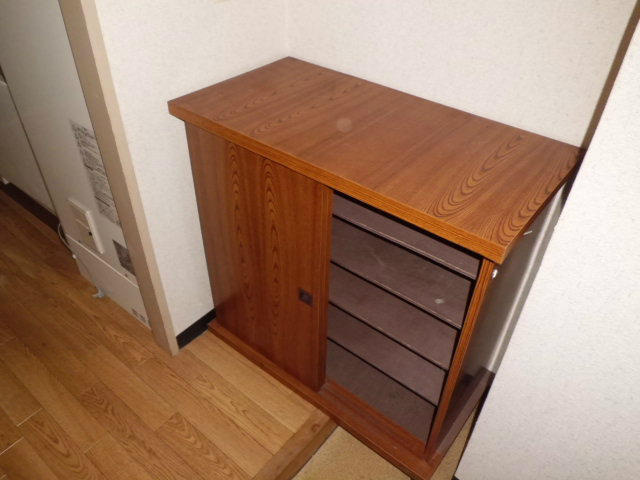 フラット75の玄関