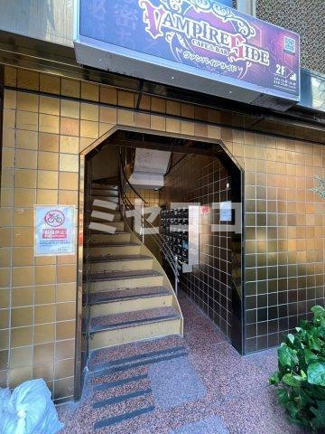 千日前ゴールデンフタバプラザのエントランス