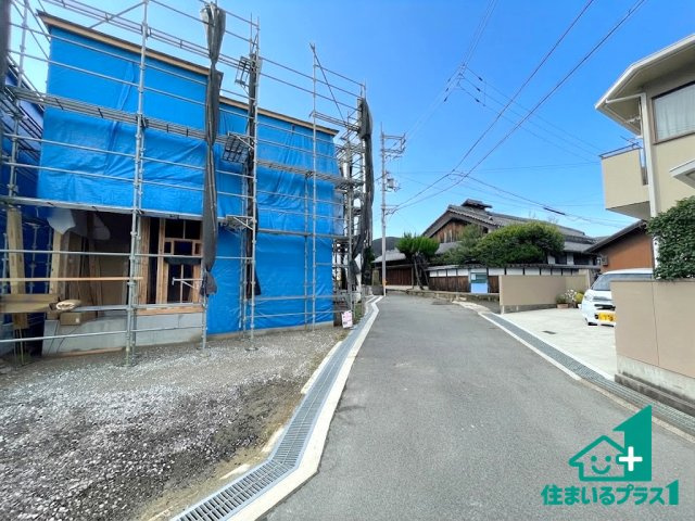 ■交野市星田　第1期　新築一戸建ての前面道路含む現地写真|現在建築中！落ち着いた街並みで新生活を始めることが出来そう！周辺の物件も併せてご紹介させて頂きます！