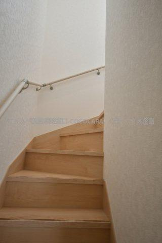 中央市井之口の新築一戸建のその他|階段手すり状況