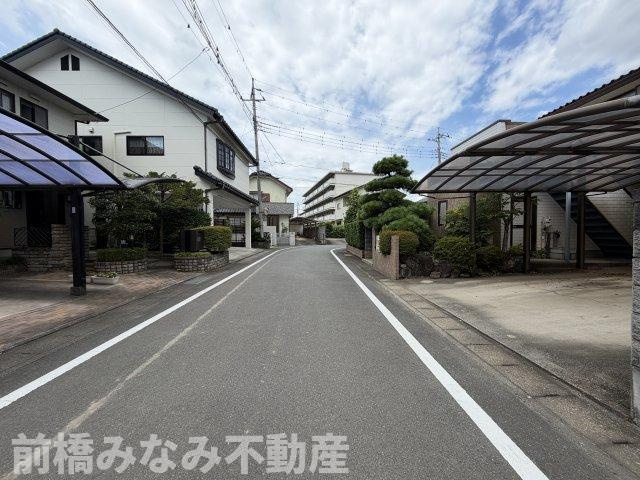 【中古】高崎市倉賀野町　５LDK＋Sの前面道路含む現地写真|前面道路含む現地写真です
