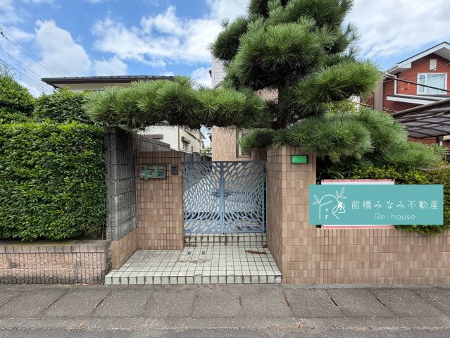 【中古】高崎市倉賀野町　５LDK＋Sの外観|門構え＆玄関入口
