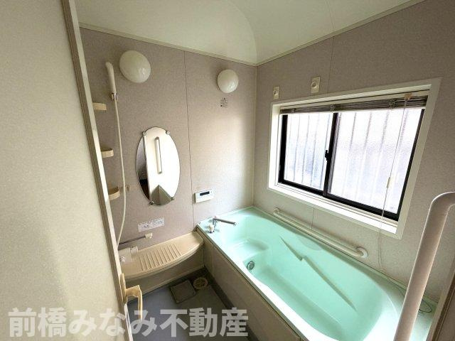 【中古】高崎市飯塚町　４LDKの浴室|落ち着いた空間のお風呂です