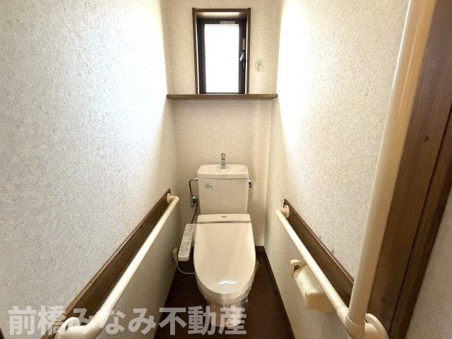 【中古】高崎市飯塚町　４LDKのトイレ|ゆったりとした空間のトイレです
