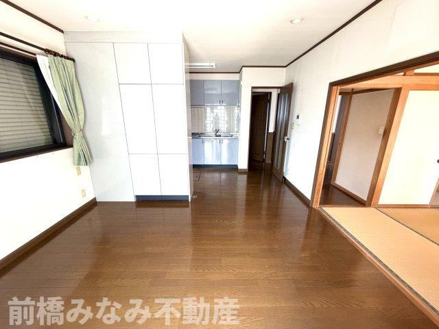 【中古】高崎市飯塚町　４LDKの居間・リビング|おしゃれなリビングです