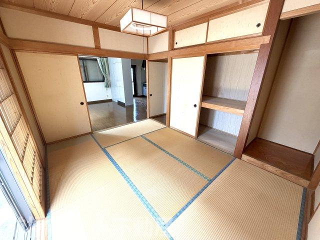 【中古】高崎市飯塚町　４LDKの和室|和室ならではの温かな和の空間で寛ぎの時間を過ごせます