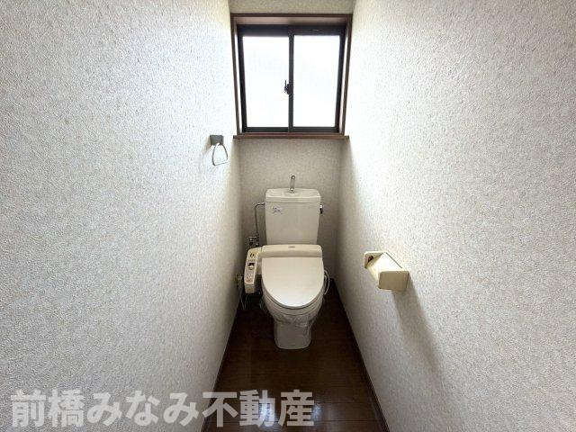 【中古】高崎市飯塚町　４LDKのトイレ|落ち着いた色調のトイレです