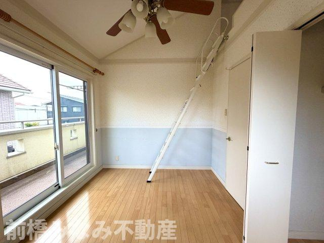 【中古】前橋市箱田町　４LDKの洋室|広々とした洋室です