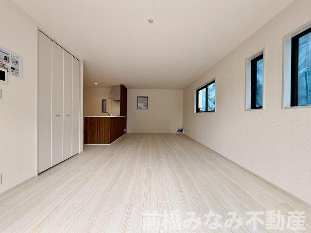 【新築】前橋市小相木町第6　限定１棟　リーブルガーデン　新築建売の居間・リビング|居間です