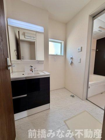 【新築】高崎市箕郷町西明屋　２号棟(全２棟)　リーブルガーデン　新築建売分譲の浴室