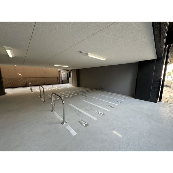 ディアレイシャス名古屋太閤通Ⅱ　名古屋市賃貸　仲介手数料無料の駐車場