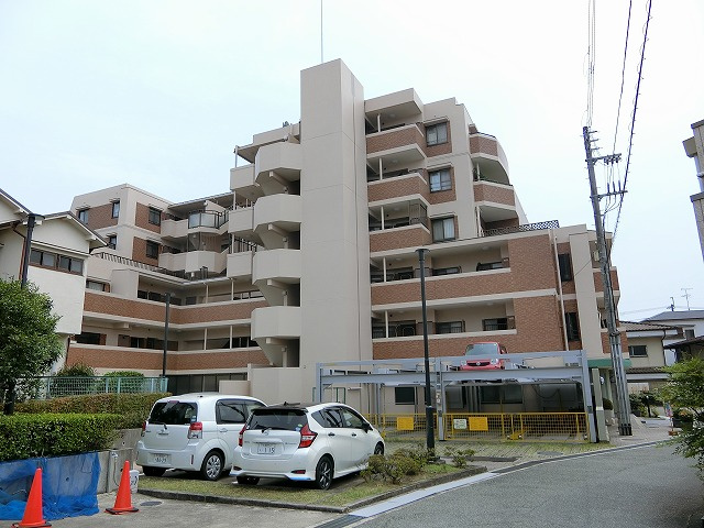 イトーピア豊中グランステージの外観
