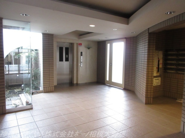 【エントランス】