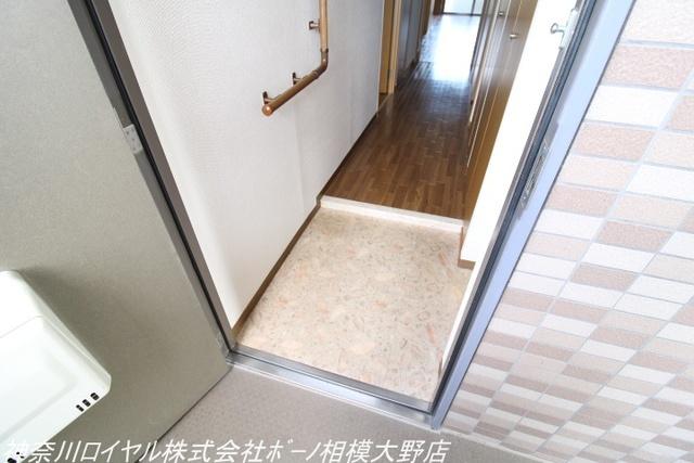 【玄関】