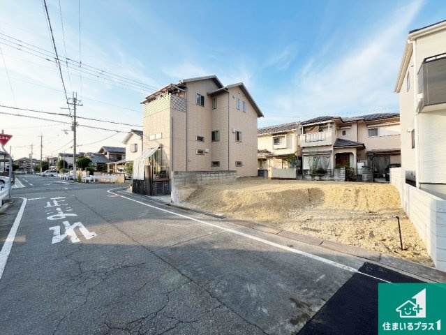 明石市魚住町西岡　第16期　新築一戸建ての前面道路含む現地写真|周辺は落ち着いた街並みの住宅地！子育てがしやすい住環境です！まだ未完成ですが、現地でしかわからない事もございます。是非一度ご覧ください。