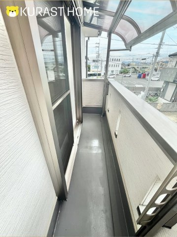 京都市西京区松室扇田町　中古戸建のバルコニー