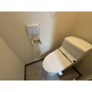 【トイレ】 | ニューフォレスト　宇都宮 | 落ち着いた色調のトイレです
