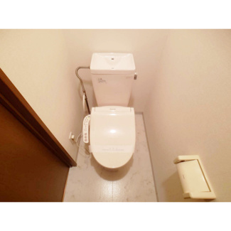 【トイレ】 | EPOCH　HOUSE銀嶺 | 清潔感のあるトイレです