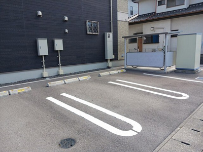 【駐車場】 | プリエールⅡ | 駐車場です