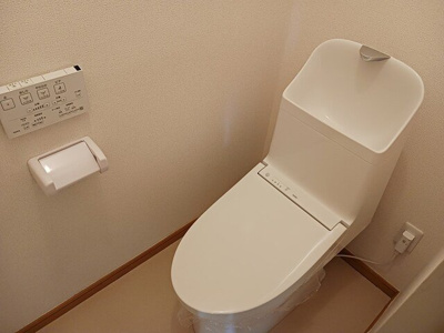 【トイレ】 | エルディム小堀Ａ | 落ち着いた色調のトイレです