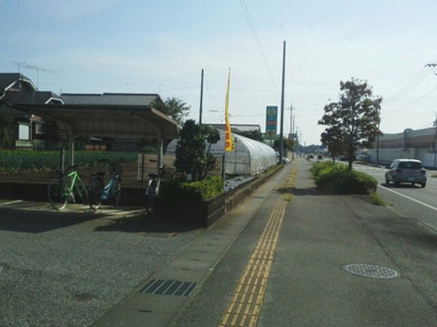 【駐車場】 | アーバンハイツ岩崎Ｃ | 駐車場があるので、車を買う予定の方も安心です