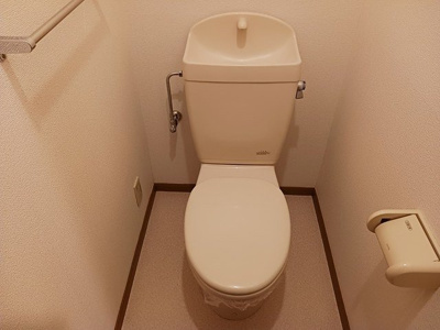 【トイレ】 | レインボウⅡ | ゆったりとした空間のトイレです