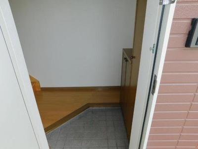 【玄関】 | エスポワール壱番館 | ゆったりとした玄関です