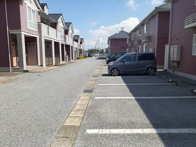 【駐車場】 | パルテールＡ | 駐車場完備です