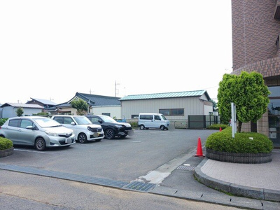 【駐車場】 | ル・ボヌール | 駐車場完備です