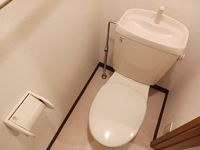 【トイレ】 | セルバ・ビエントＢ | ゆったりとした空間のトイレです
