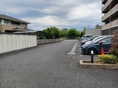 【駐車場】 | プレッソ　Ｓ．Ｒ．Ｗ | カースペースがあります