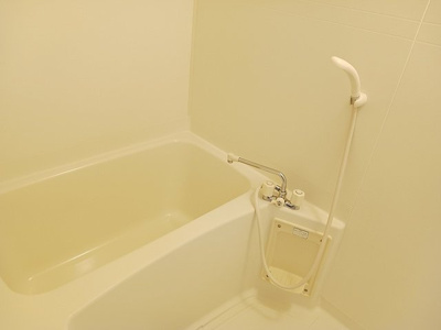 【浴室】 | コーポＪトップス | コンパクトで使いやすいお風呂です