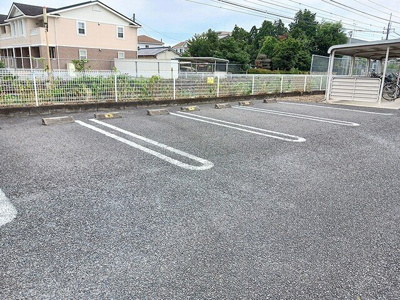 【駐車場】 | カーサ　ソラーレ　Ａ | 駐車スペースもあります