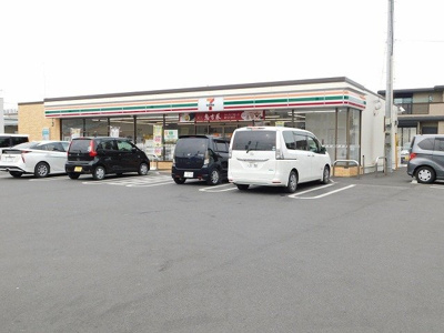 【周辺】 | グラン　メゾンＢ | セブンイレブン若草3丁目店まで650m
