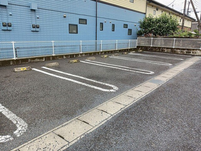 【駐車場】 | サンエミ　Ｃ | カースペースがあります