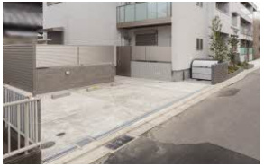 クレールコートの駐車場