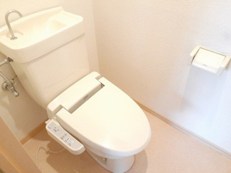 【トイレ】 | シティハイツ小堀Ａ | ゆったりとした空間のトイレです