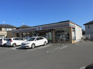 【周辺】 | グリーンプラザ | セブンイレブン戸祭4丁目店まで800m