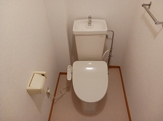 【トイレ】 | グリーンプラザ | 清潔感のあるトイレです