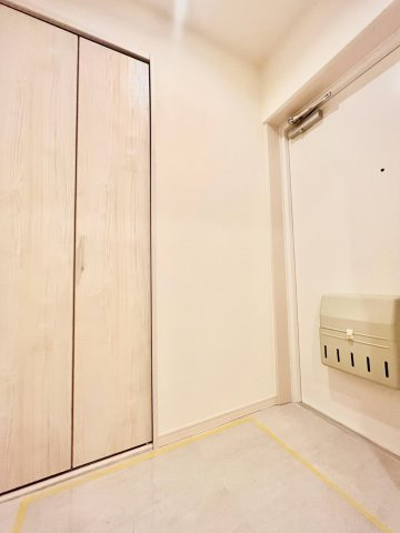 大塚台ハイツの玄関|2026.07.31撮影

現地ご見学希望・資料請求などお気軽にお問い合わせ下さい！
03-5990-5201