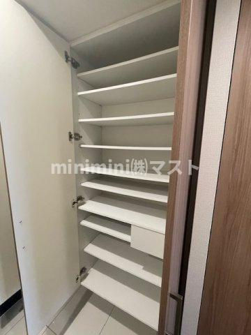 プレサンスグラン福島の収納|※別号室参考写真