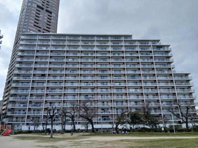 サンマークスだいにちフラワーコートＦ棟の外観