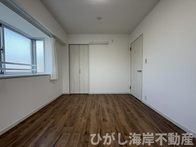 茅ヶ崎ガーデンハウスの寝室|新規リフォーム完了！　6.7帖　洋室