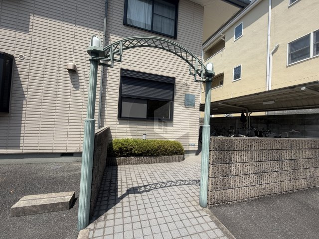 リヴィエール菱南のエントランス