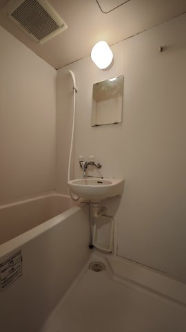 【浴室】メゾン・ド・ソレイユ三宮